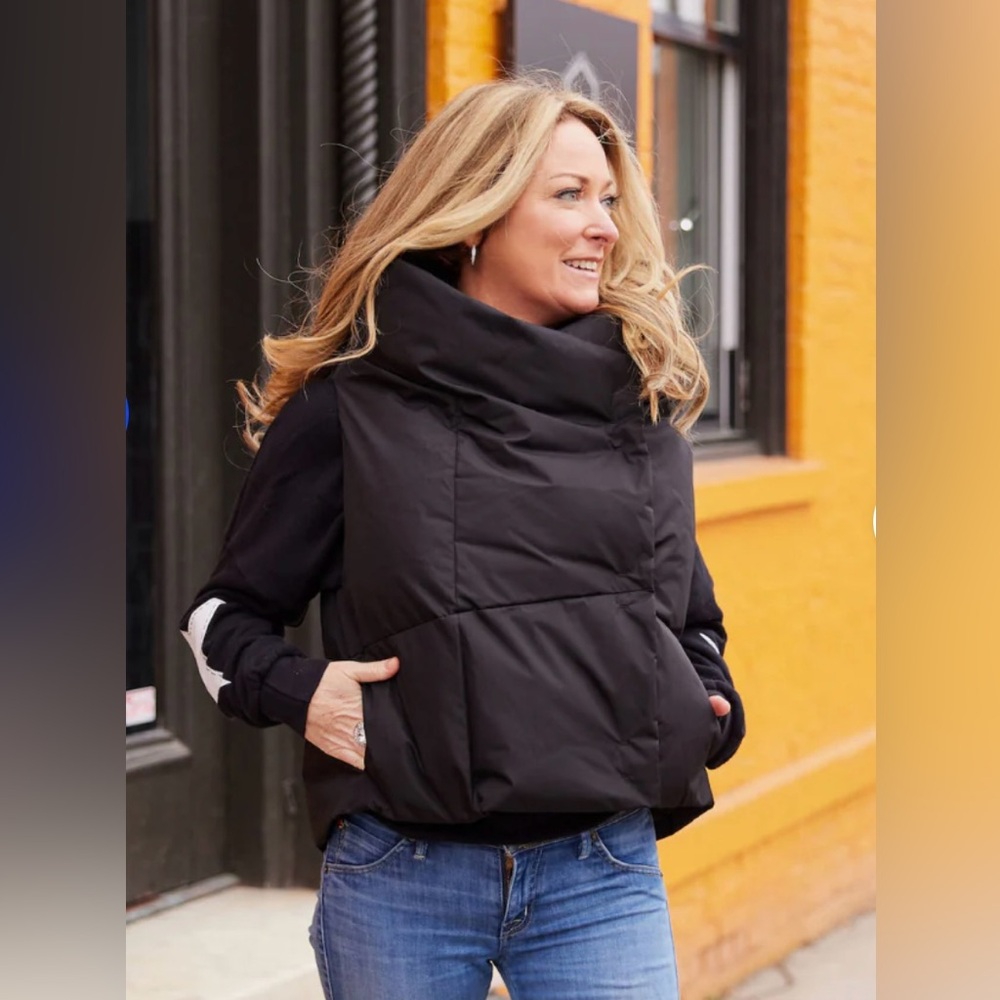 NWT Pretty Rugged Gear Puffer vest with funnel collar